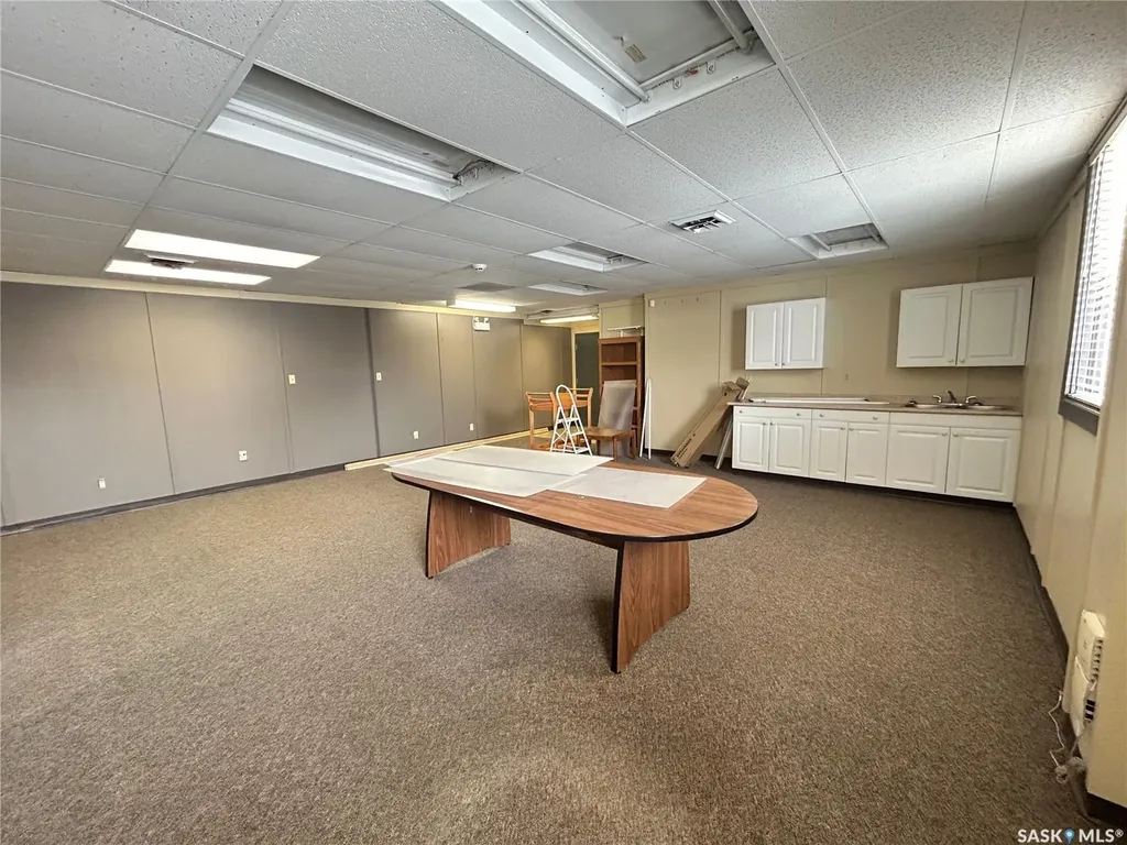 1100 1st Avenue E Prince Albert SK S6V 2A7