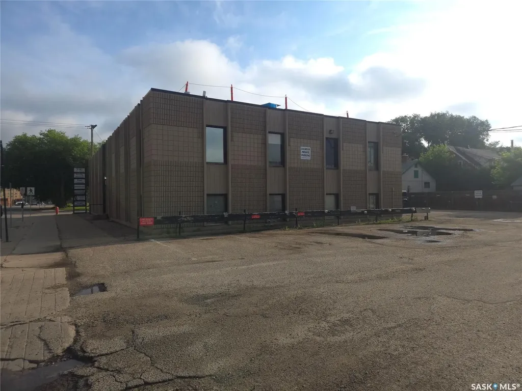 1100 1st Avenue E Prince Albert SK S6V 2A7