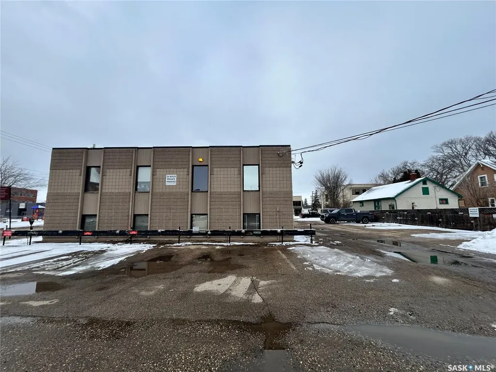 1100 1st Avenue E Prince Albert SK S6V 2A7