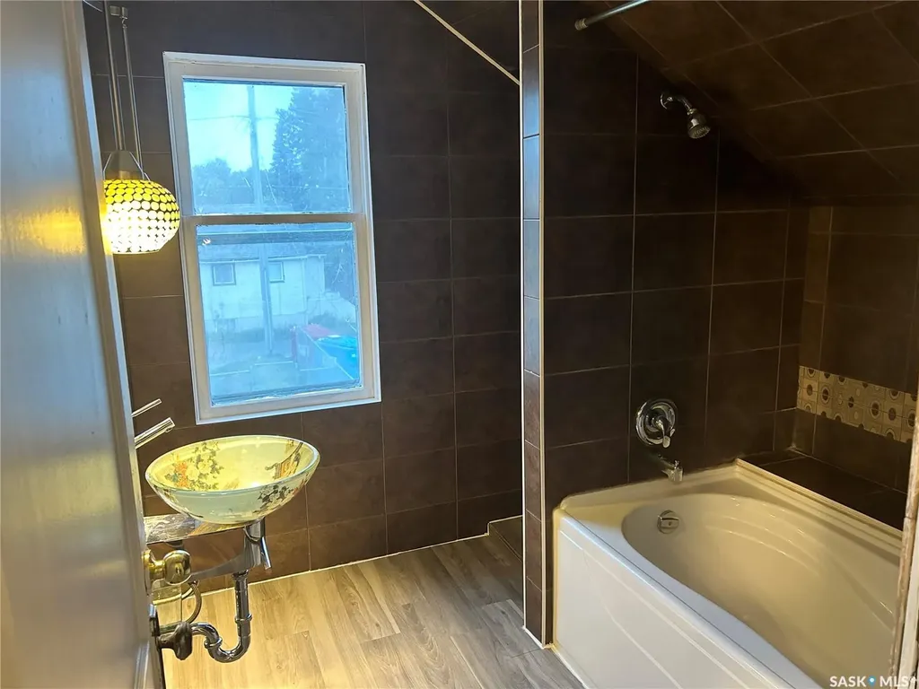 3033 Dewdney Avenue Regina SK S4Y 0Y3