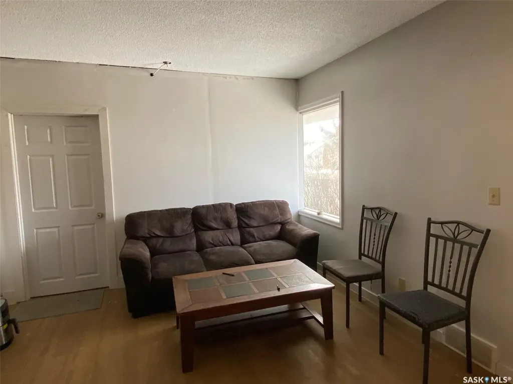 31 Irwin Avenue Yorkton SK S3N 4C6