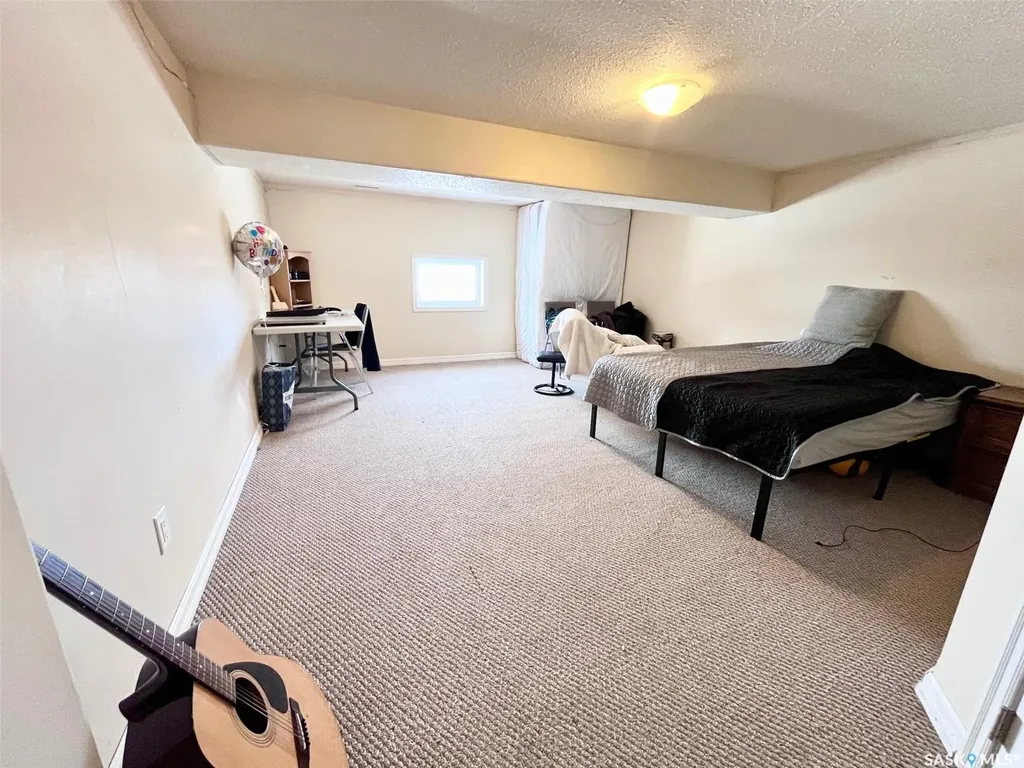 211 20th Street W Prince Albert SK S6V 4G5