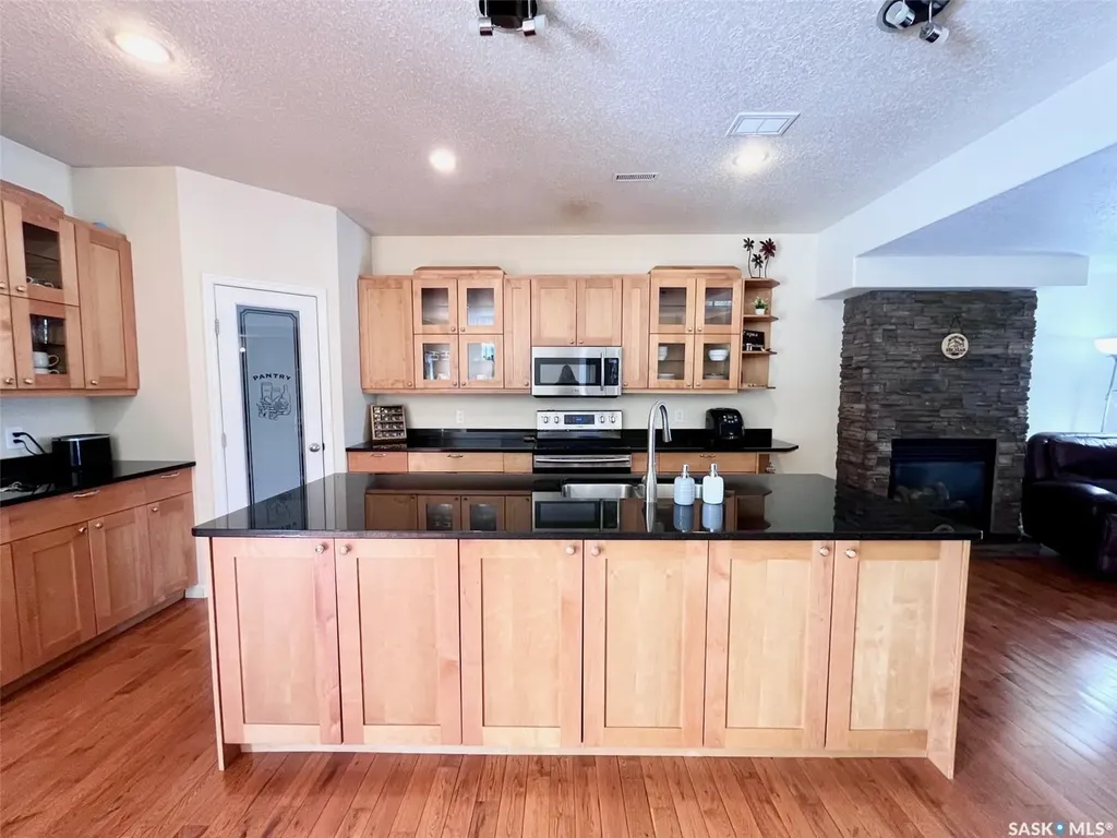 211 20th Street W Prince Albert SK S6V 4G5