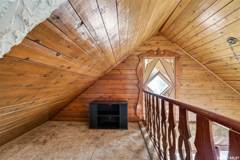 528 Ominica Street E Moose Jaw SK S6H 0H3