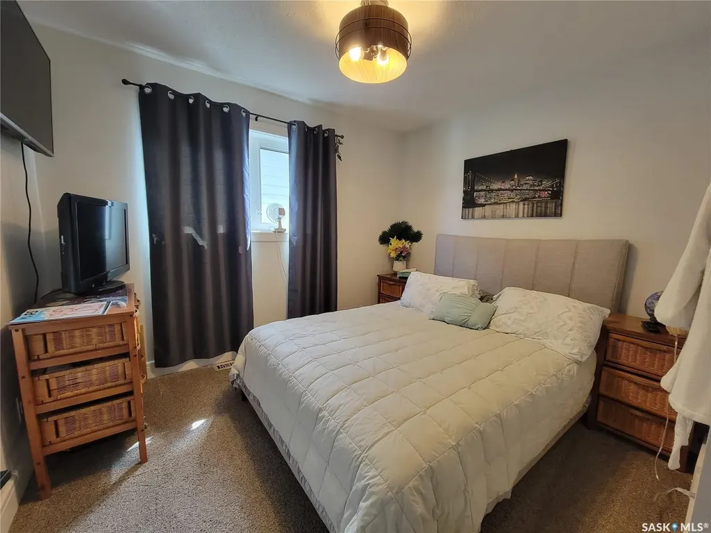 214 1st Avenue W Maidstone SK S0M 1M0