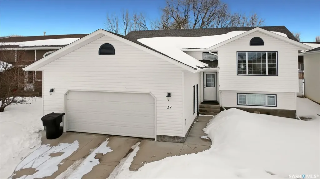 27 Carment Place Prince Albert SK S6V 8A2