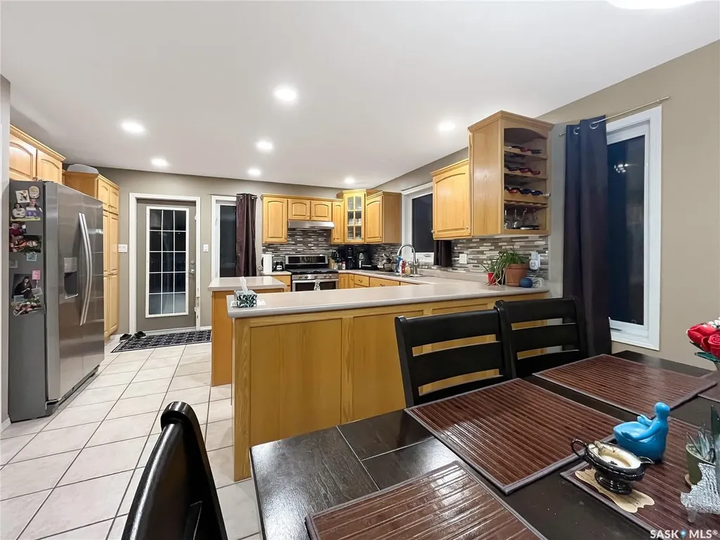 27 Carment Place Prince Albert SK S6V 8A2