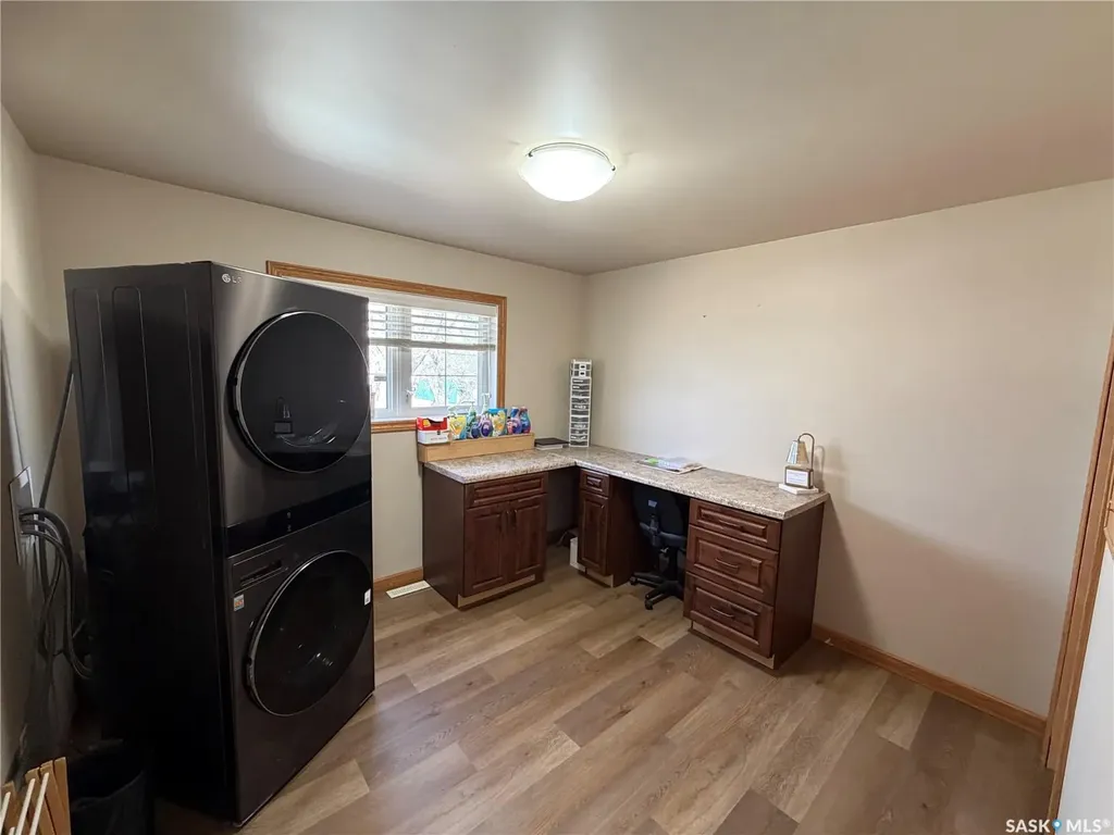 809 Spencer Street Carnduff SK S0C 0S0