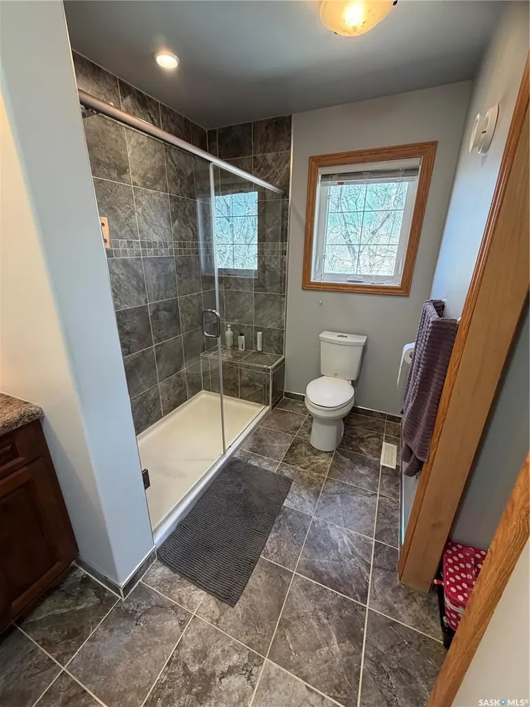 809 Spencer Street Carnduff SK S0C 0S0