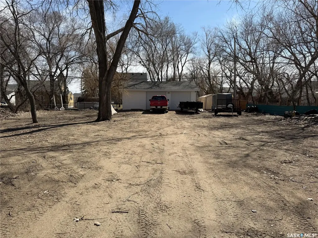 809 Spencer Street Carnduff SK S0C 0S0