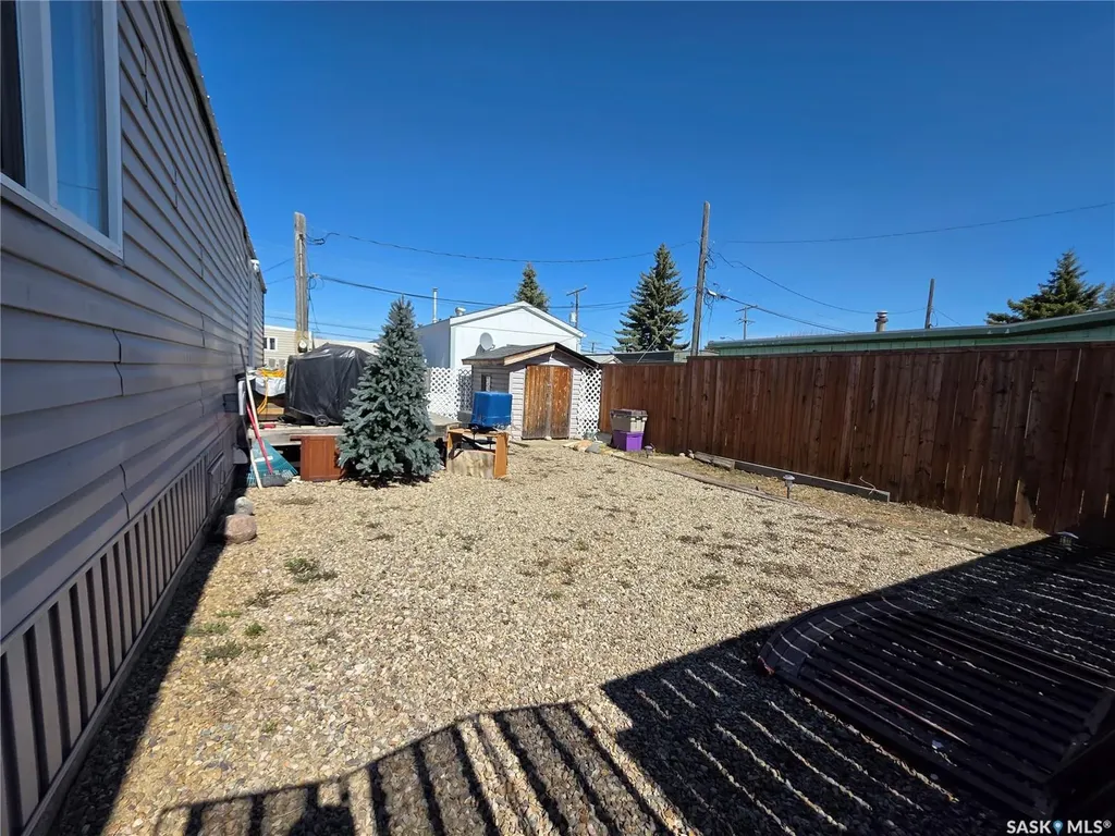 73 Robert Street W Swift Current SK S9H 3S8