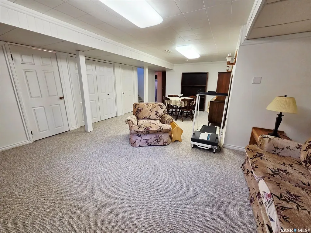 1127 Asquith Drive Esterhazy SK S0A 0X0