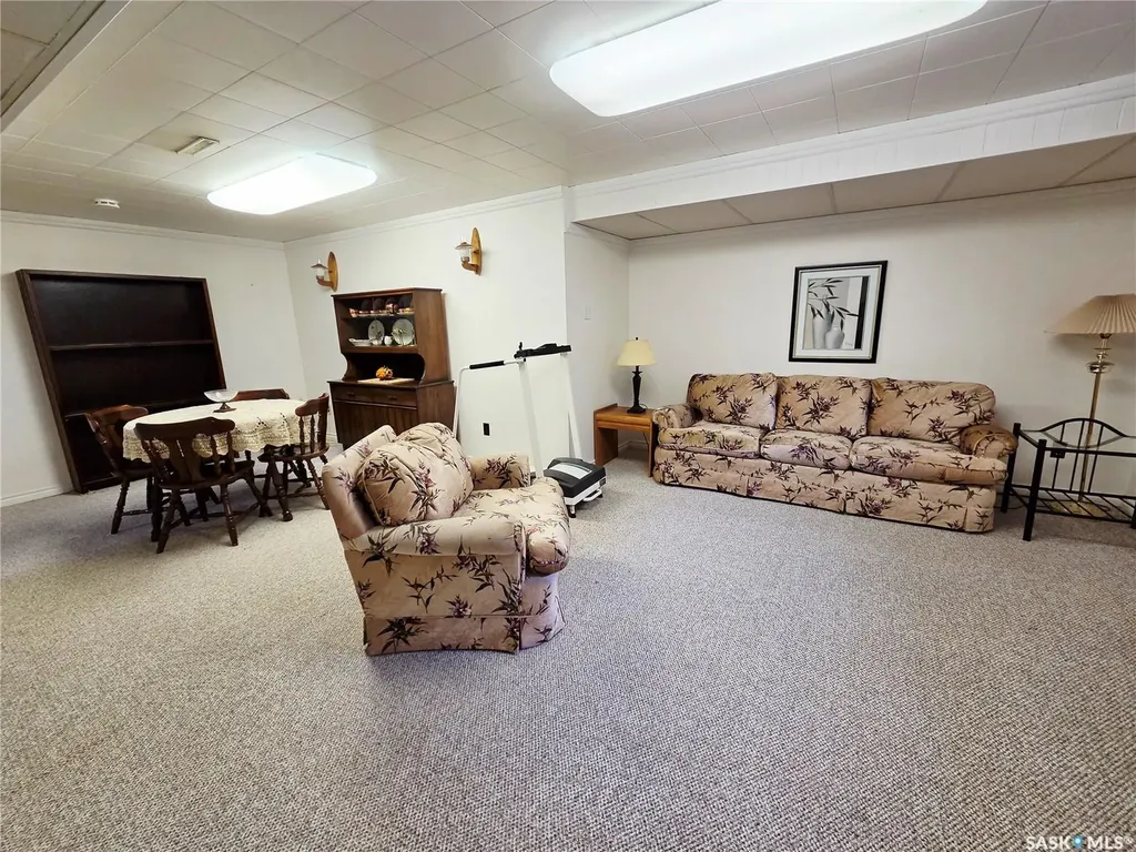 1127 Asquith Drive Esterhazy SK S0A 0X0