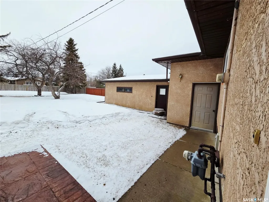 1127 Asquith Drive Esterhazy SK S0A 0X0
