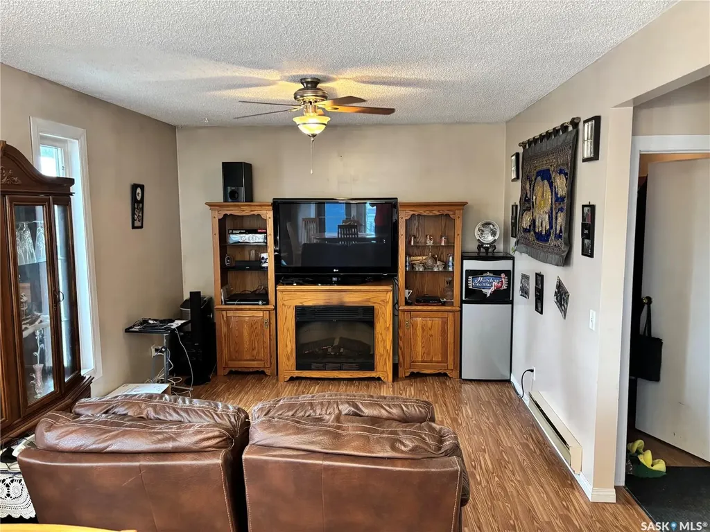141 Stewart Crescent Kindersley SK S0L 1S1