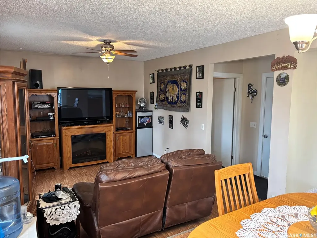 141 Stewart Crescent Kindersley SK S0L 1S1