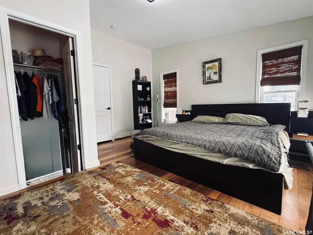 808 Chaplin Street Swift Current SK S9H 1J5
