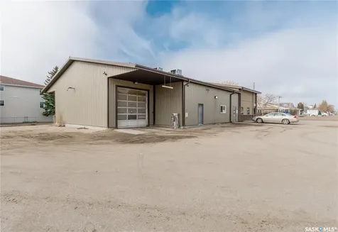 401 Centre Street Regina Beach SK S0G 4C0