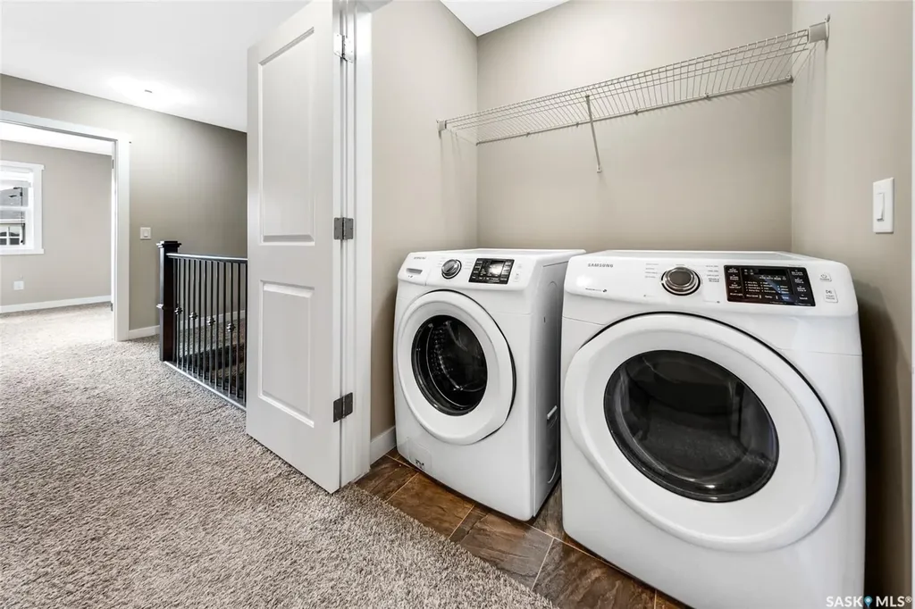 1220 Pringle Way Saskatoon SK S7T 0V4