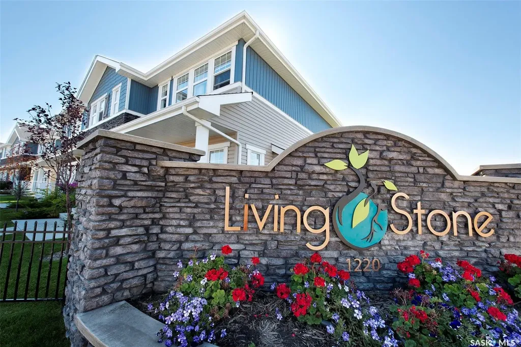 1220 Pringle Way Saskatoon SK S7T 0V4