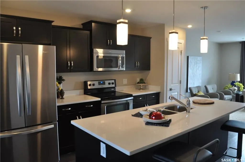 1220 Pringle Way Saskatoon SK S7T 0V4