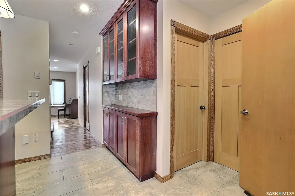 1928 St John Street Regina SK S4P 3C8