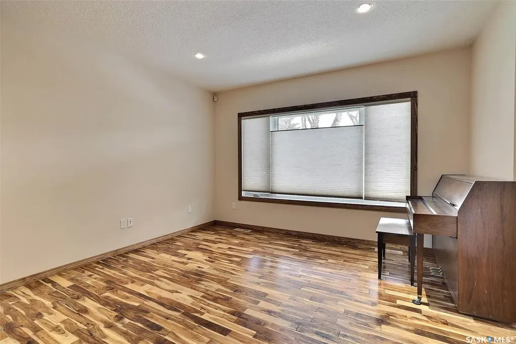 1928 St John Street Regina SK S4P 3C8