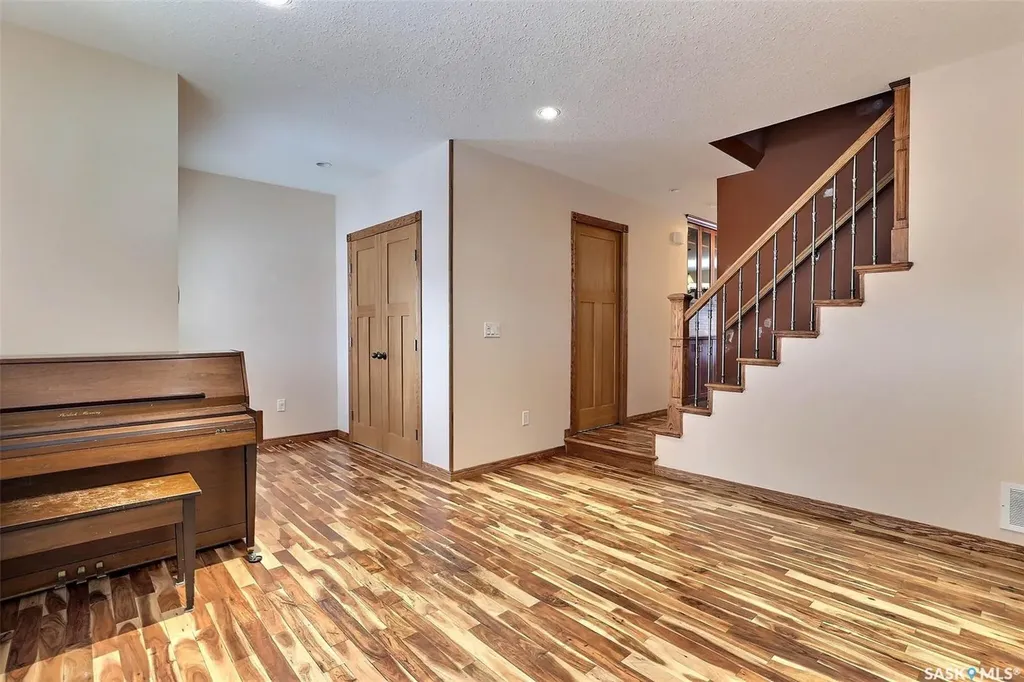 1928 St John Street Regina SK S4P 3C8