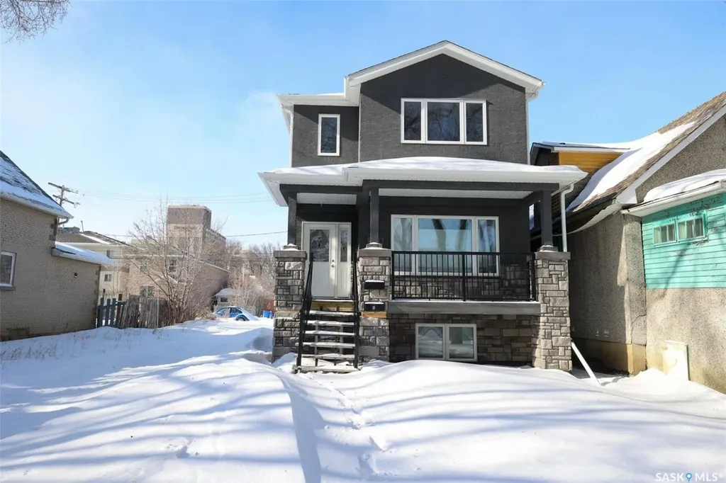 1928 St John Street Regina SK S4P 3C8