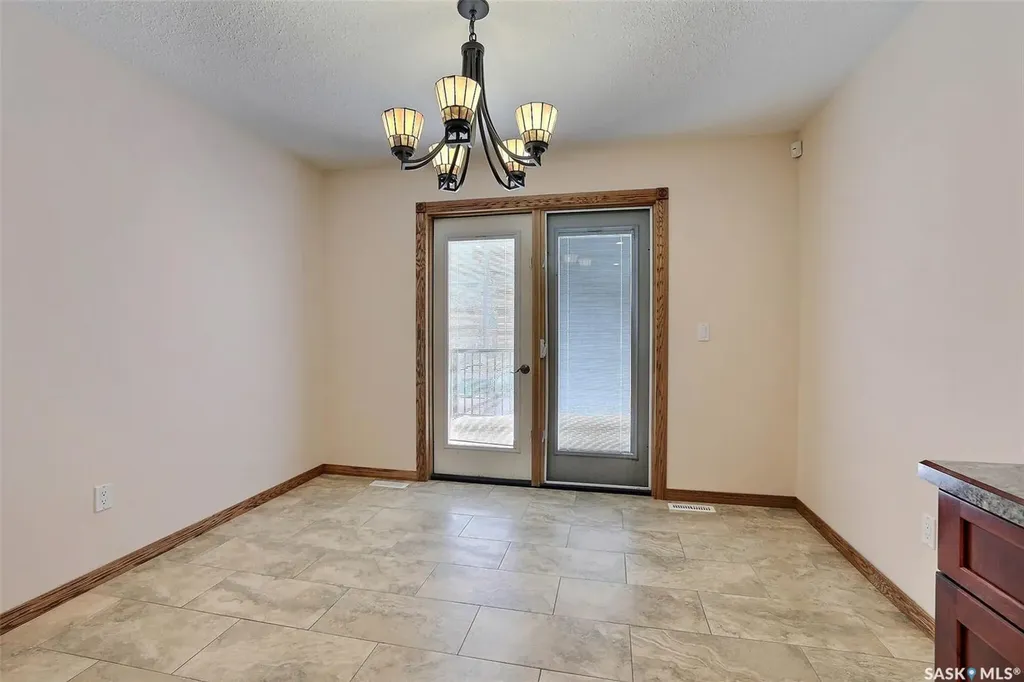 1928 St John Street Regina SK S4P 3C8