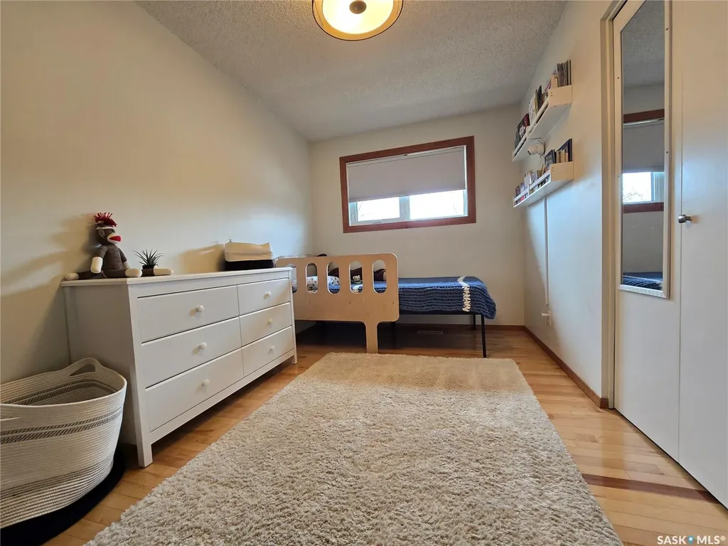 119 Montgomery Crescent Weyburn SK S4H 2X6
