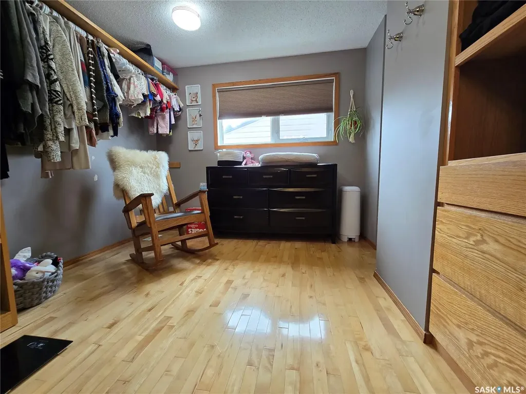 119 Montgomery Crescent Weyburn SK S4H 2X6
