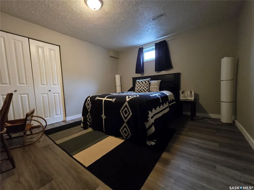 119 Montgomery Crescent Weyburn SK S4H 2X6