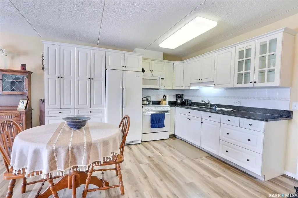 1 26th Street E Prince Albert SK S6V 1T7