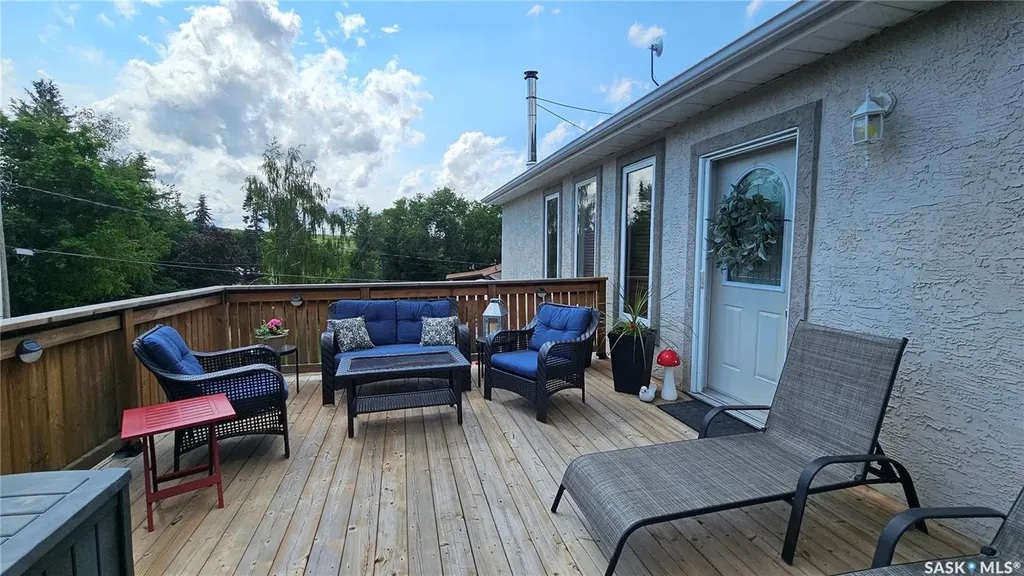 25 Alice Crescent North Grove SK S0H 4C0