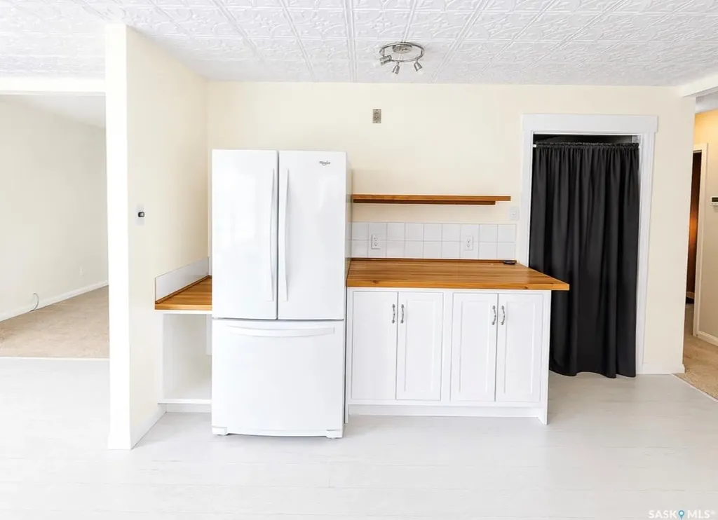 451 3rd Avenue NW Swift Current SK S9H 0S4