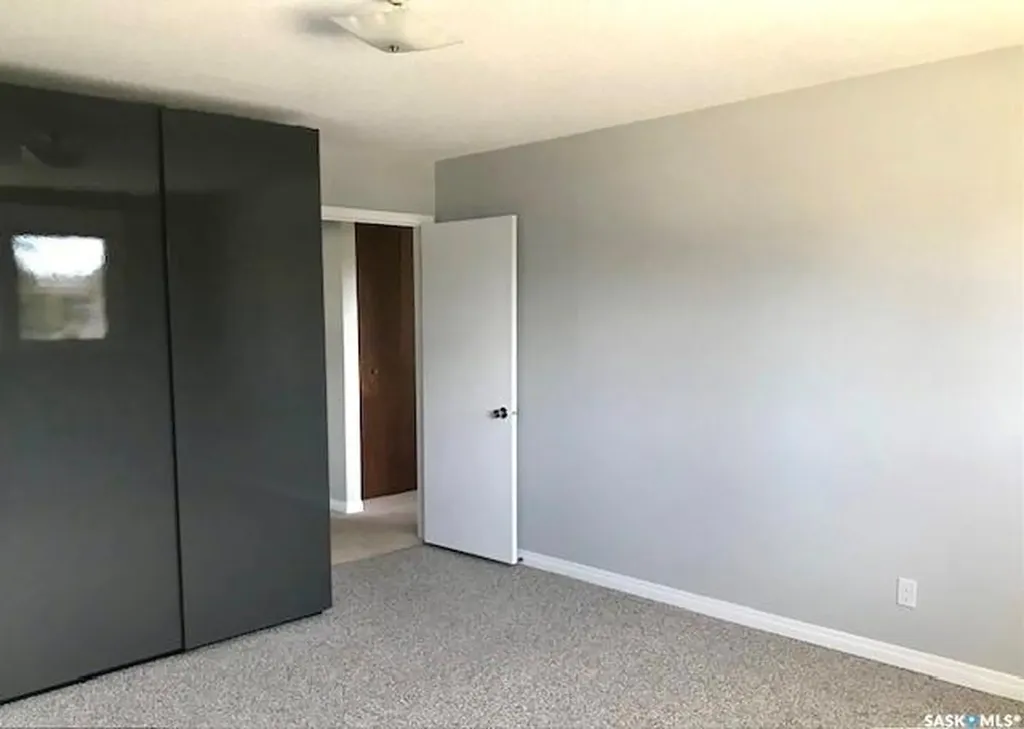 451 3rd Avenue NW Swift Current SK S9H 0S4