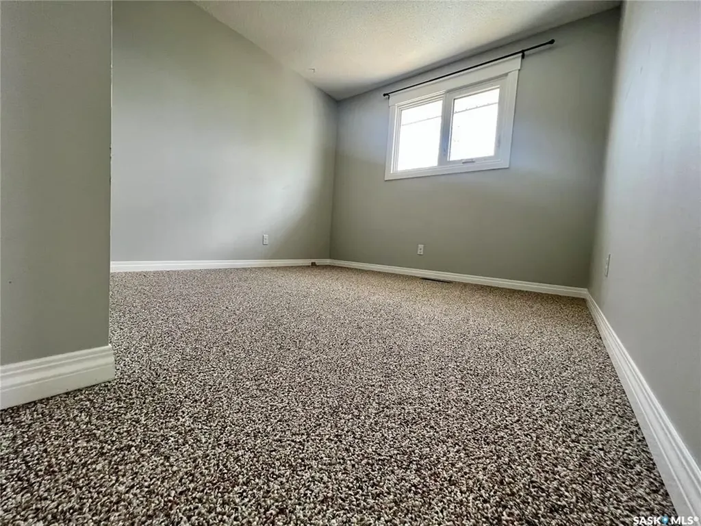 451 3rd Avenue NW Swift Current SK S9H 0S4