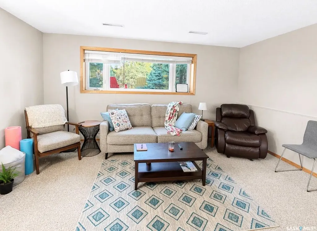 451 3rd Avenue NW Swift Current SK S9H 0S4