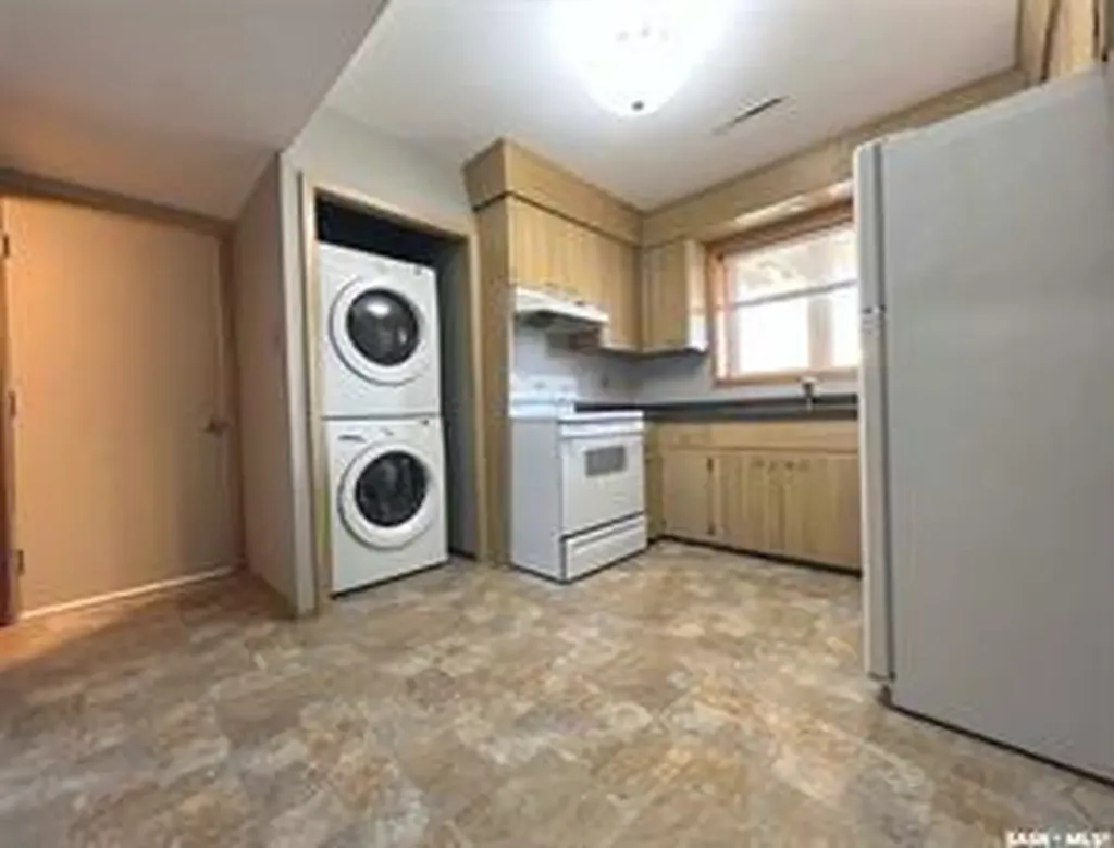 451 3rd Avenue NW Swift Current SK S9H 0S4