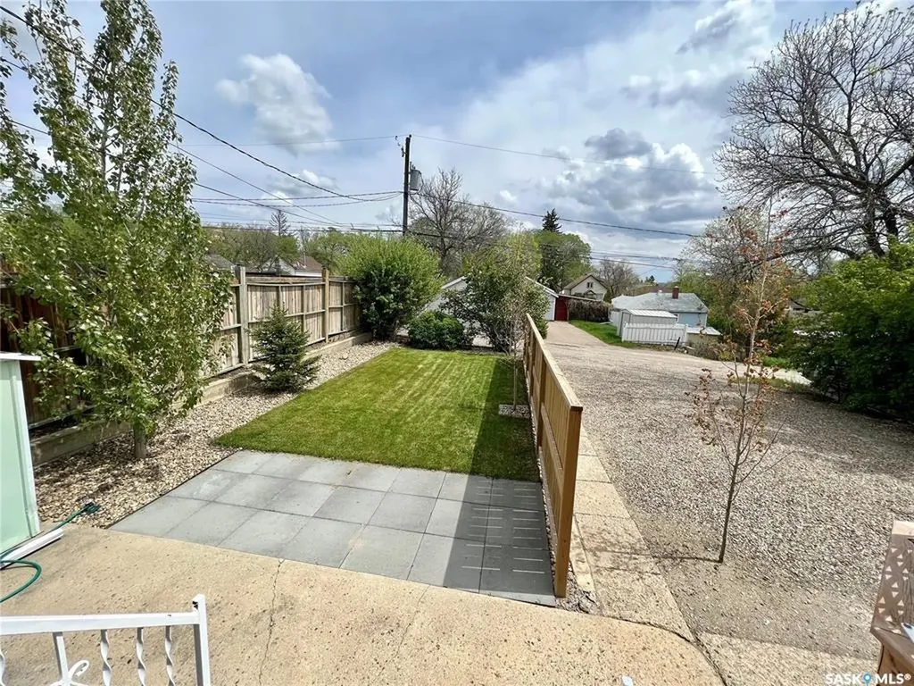 451 3rd Avenue NW Swift Current SK S9H 0S4