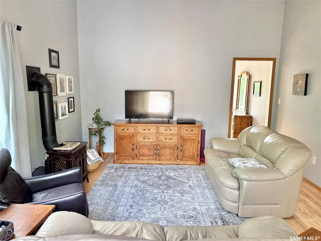 209 Lakeview Avenue N Canwood Rm No. 494 SK S0J 2X0