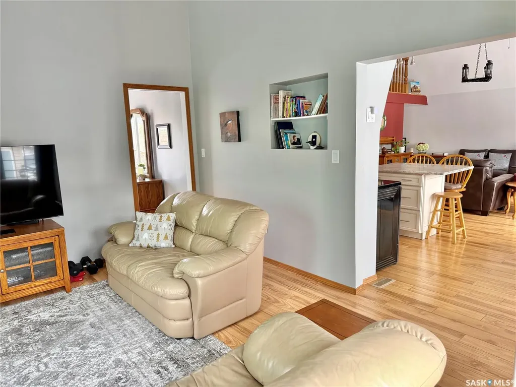 209 Lakeview Avenue N Canwood Rm No. 494 SK S0J 2X0