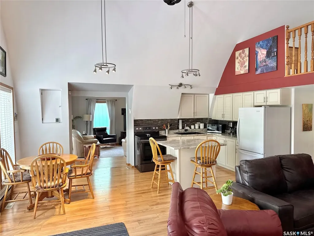 209 Lakeview Avenue N Canwood Rm No. 494 SK S0J 2X0