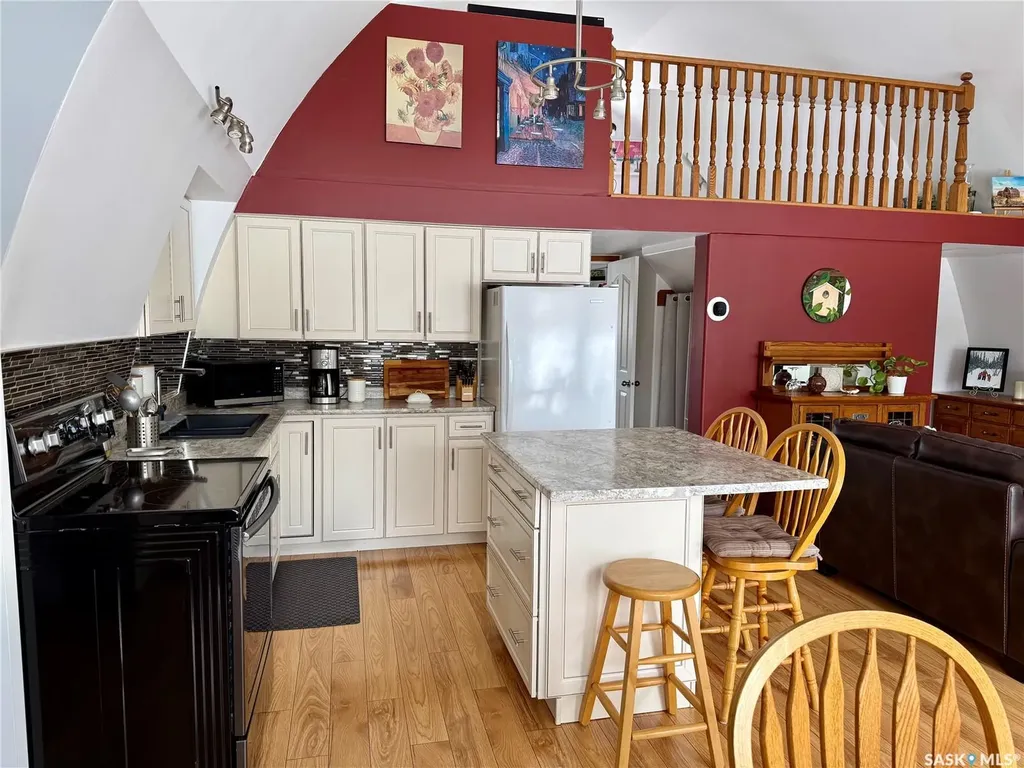 209 Lakeview Avenue N Canwood Rm No. 494 SK S0J 2X0