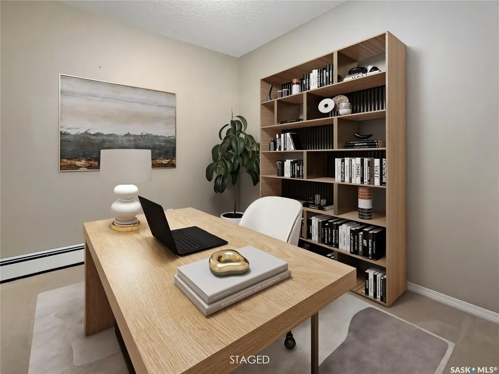 825 Gladstone Street E Swift Current SK S9H 5P1