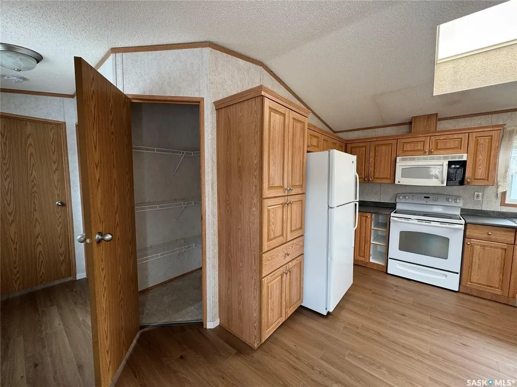 214 14th Street Humboldt SK S0K 2A0