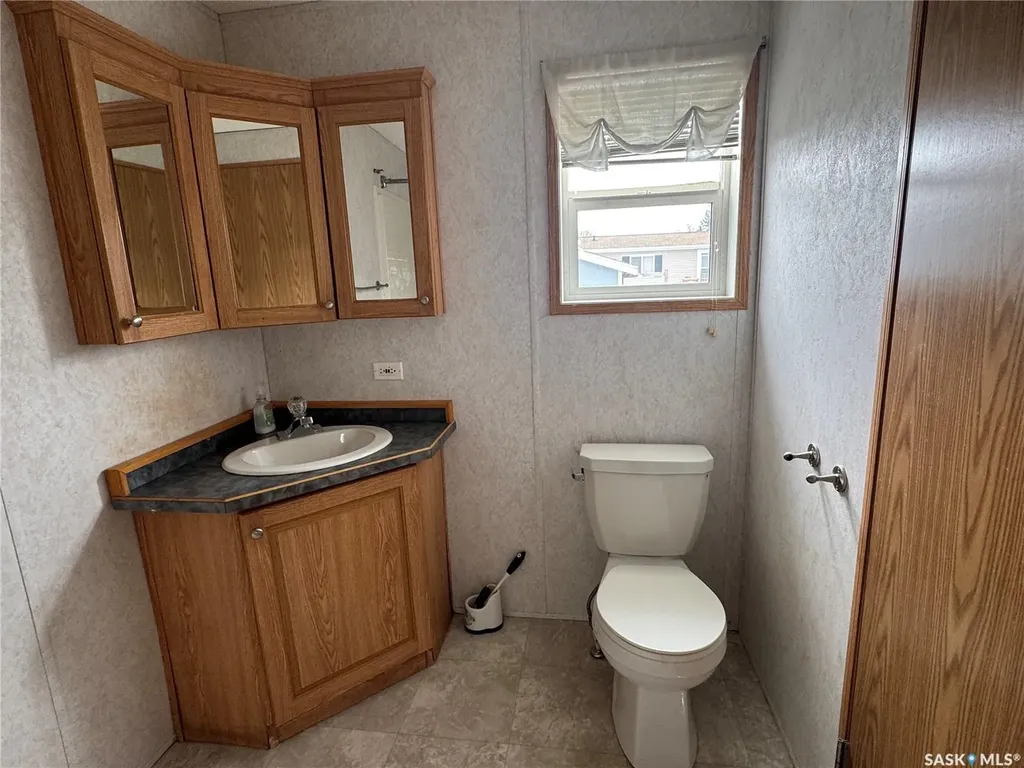 214 14th Street Humboldt SK S0K 2A0