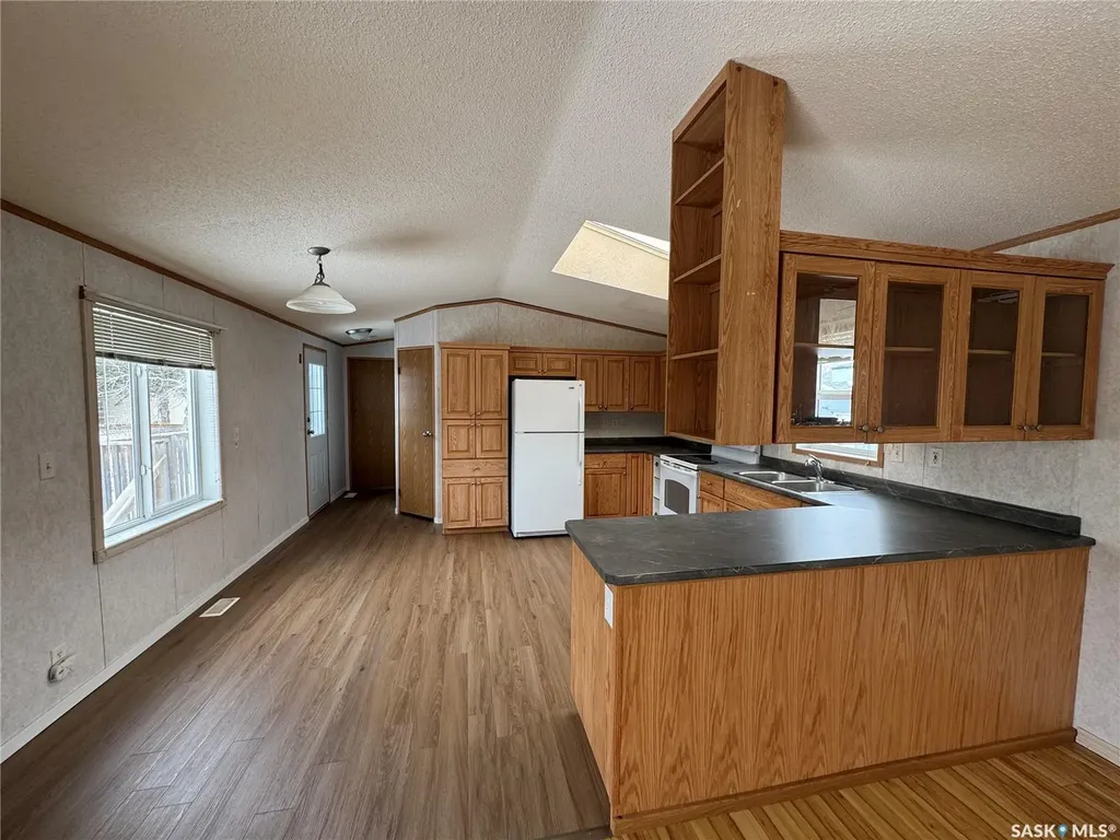 214 14th Street Humboldt SK S0K 2A0