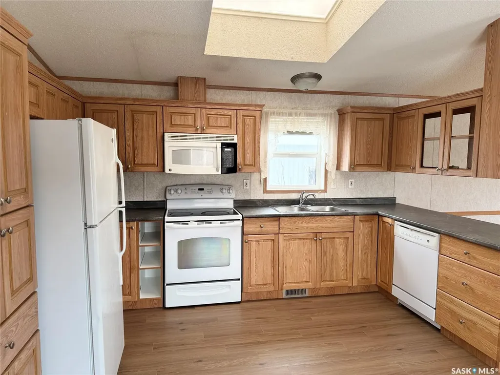 214 14th Street Humboldt SK S0K 2A0